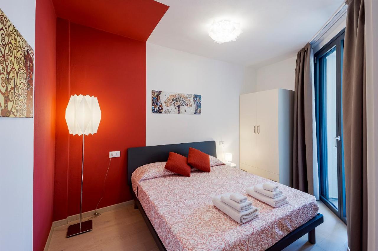Aregai Marina Exclusive Seaside Apartments Santo Stefano al Mare Eksteriør billede