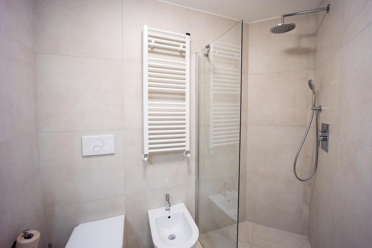 Aregai Marina Exclusive Seaside Apartments Santo Stefano al Mare Eksteriør billede