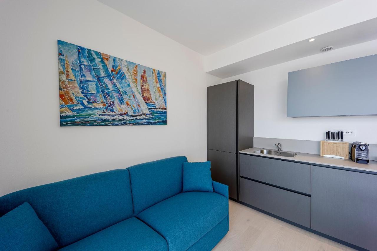 Aregai Marina Exclusive Seaside Apartments Santo Stefano al Mare Eksteriør billede