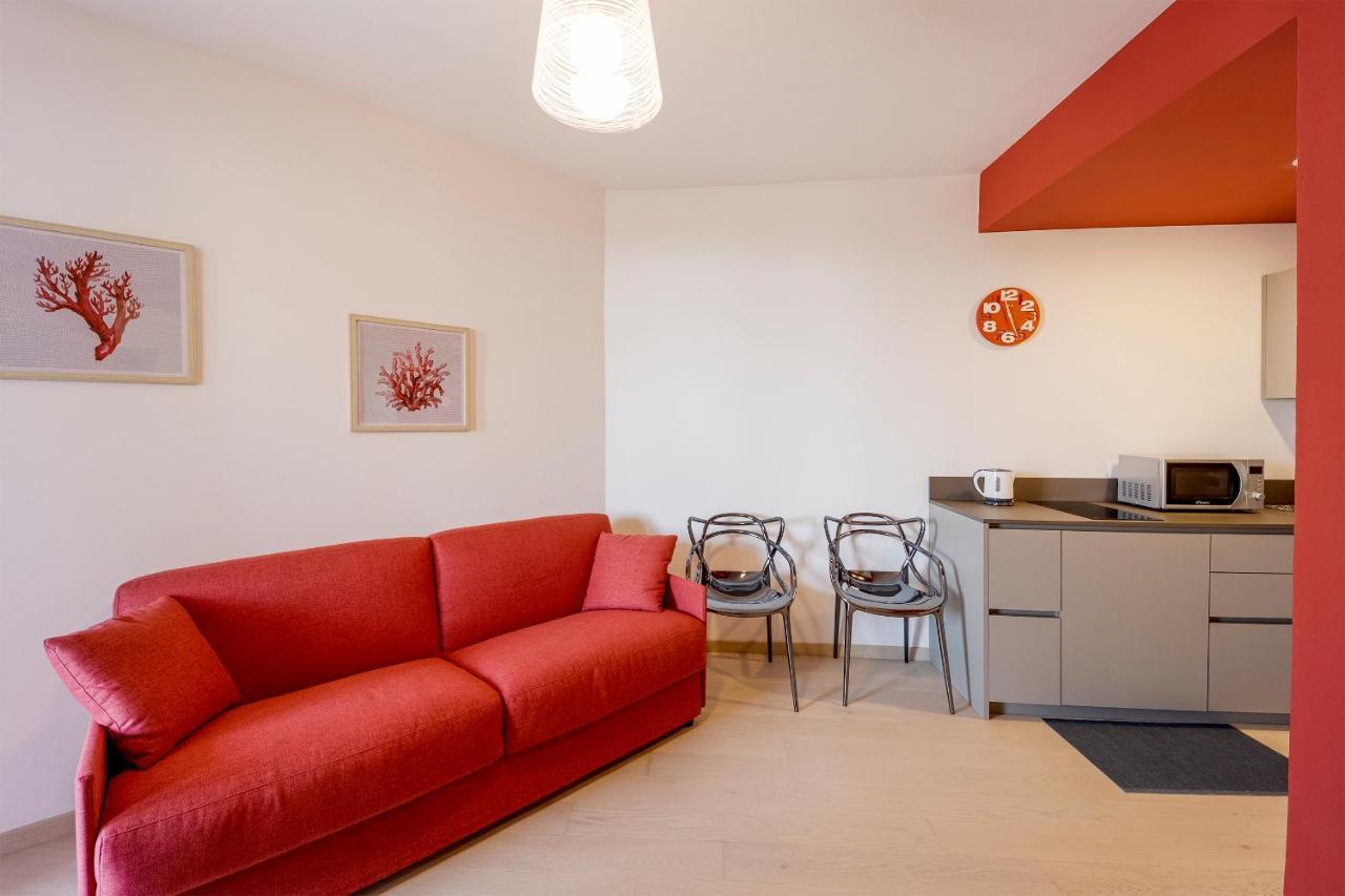 Aregai Marina Exclusive Seaside Apartments Santo Stefano al Mare Eksteriør billede